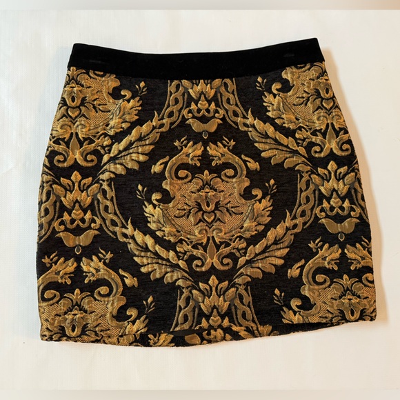 Endless Rose Black and Gold jacquard Patterned Mini Skirt - Picture 2 of 8